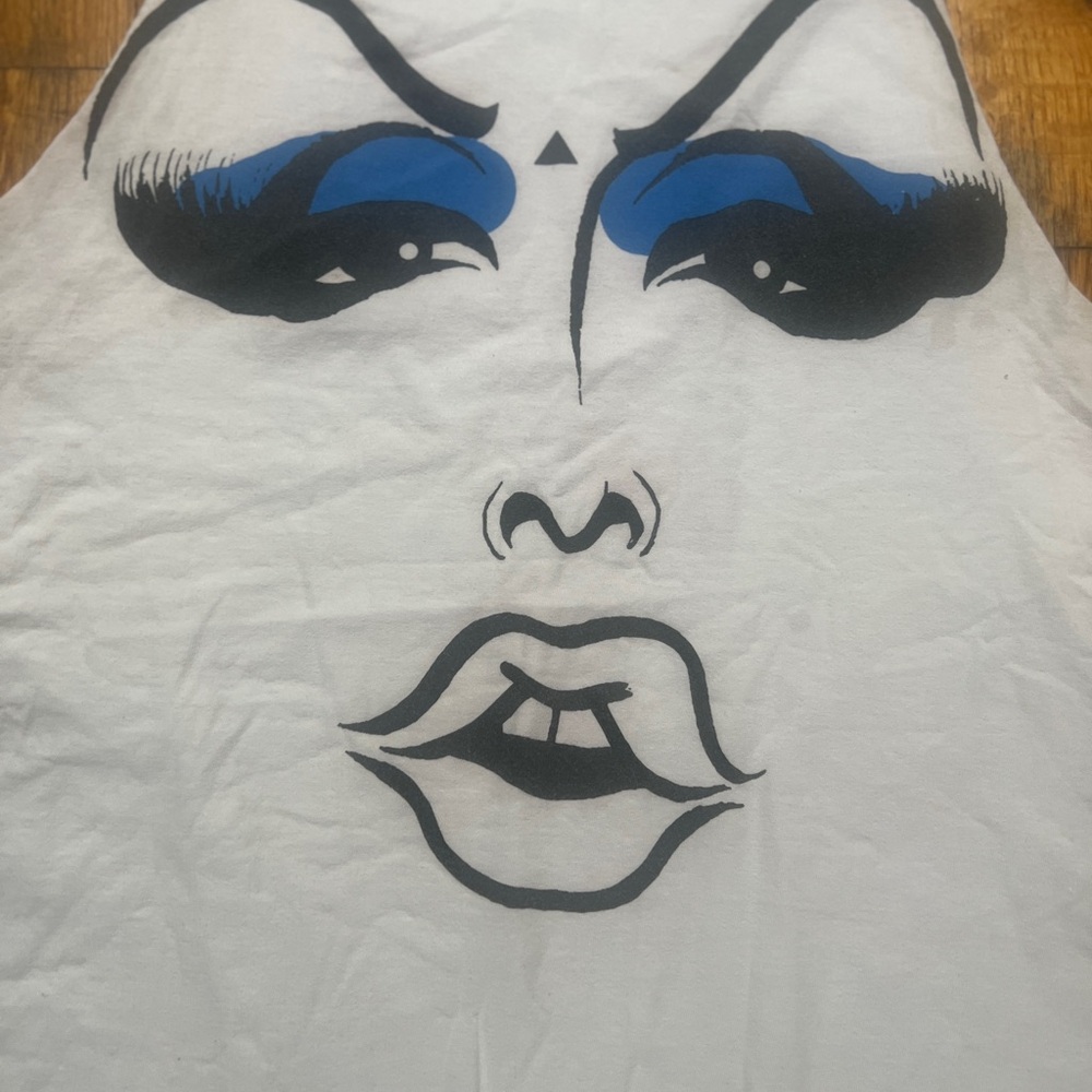 Graphic Face Print Women's Top